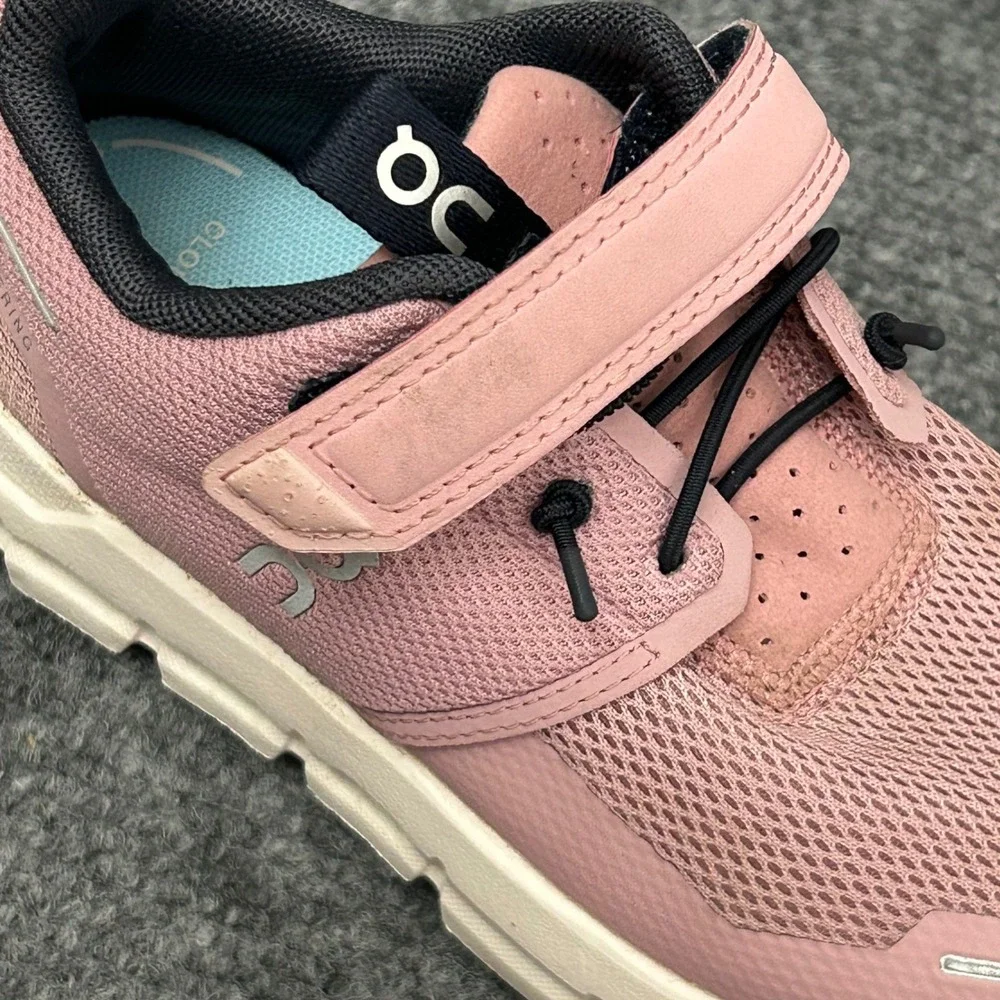 On Cloudplay Kids Sneakers Pink Black Hook Loop Running Shoes USK 10.5